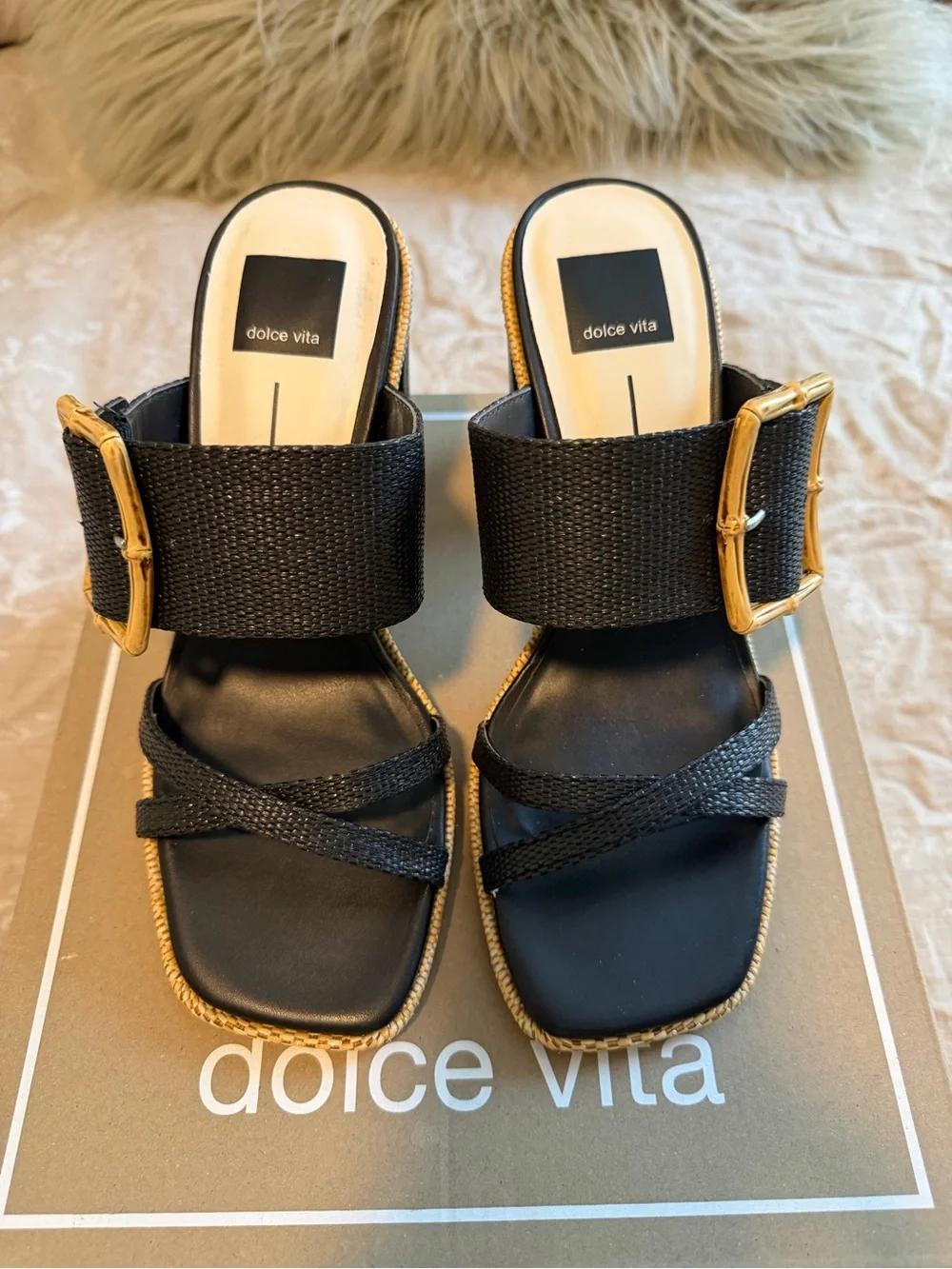 NWT Dolce Vita Onnie Black Raffia Sandal, 
Size 8.5 - Picture 2 of 9